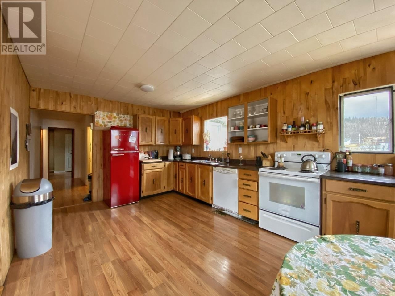 4332 12TH AVENUE Image 10