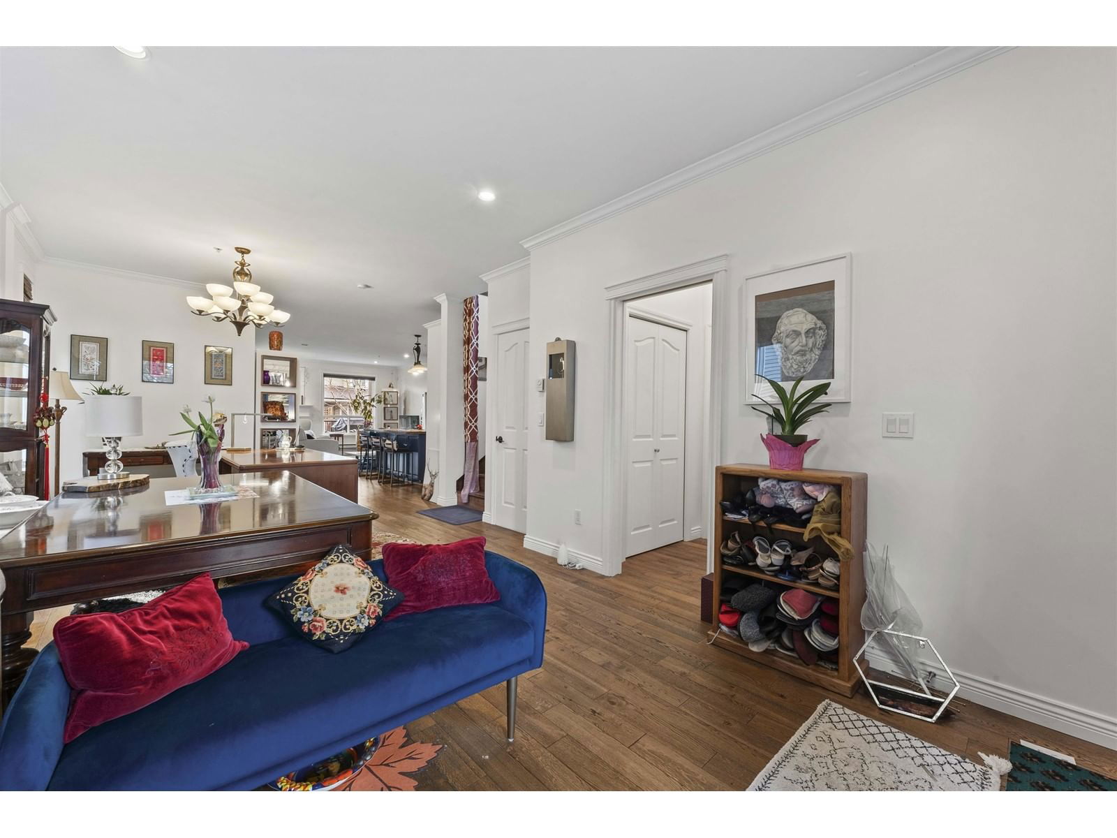 15544 RUSSELL Image 22