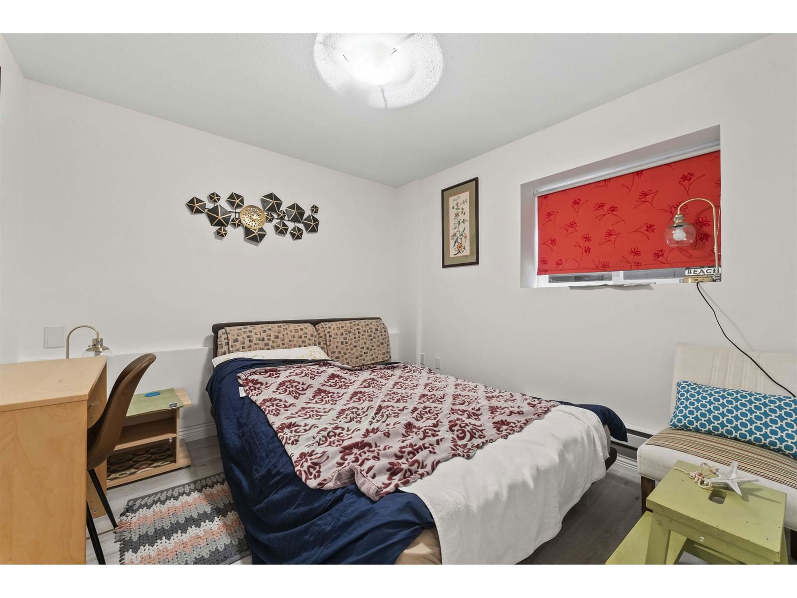 15544 RUSSELL Image 26