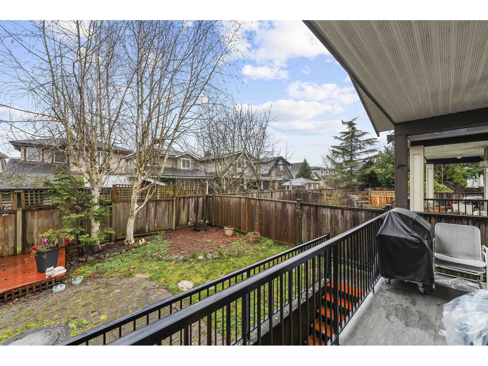 15544 RUSSELL Image 34