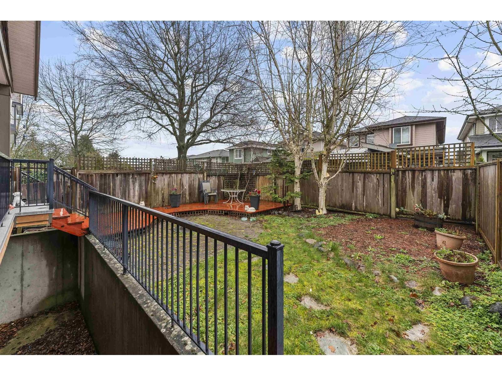 15544 RUSSELL Image 37