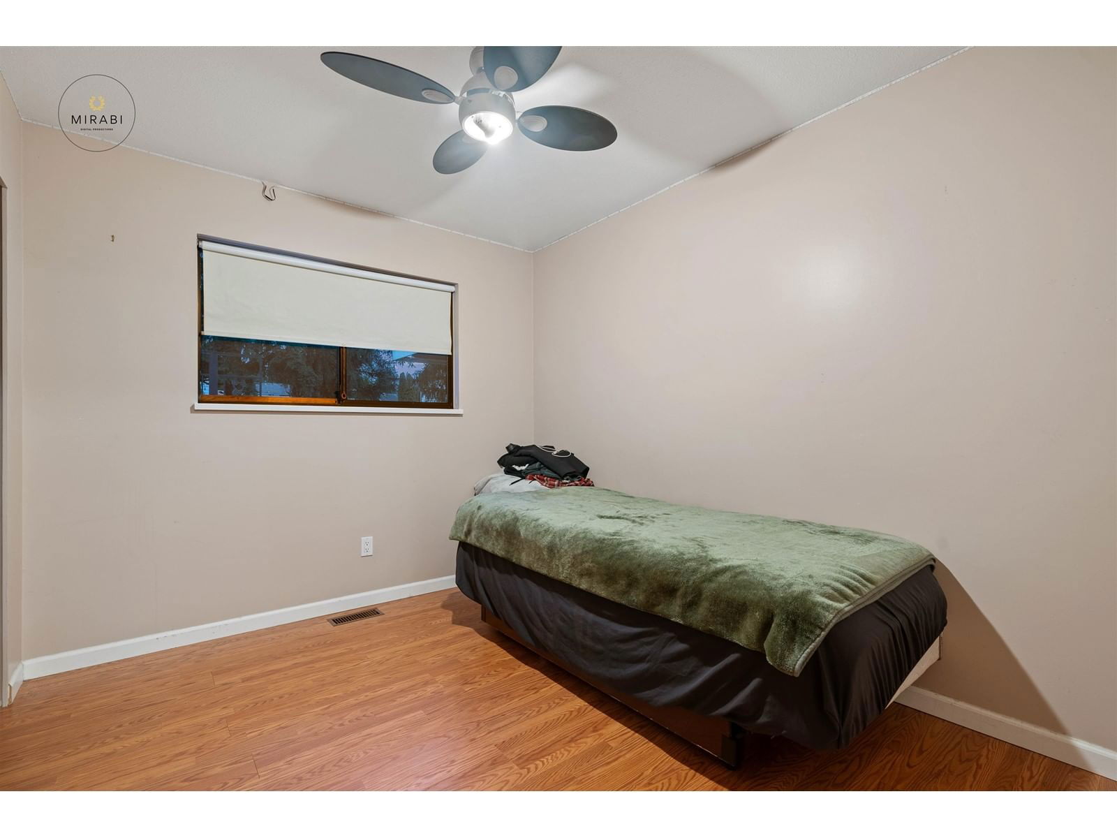 19976 49 Image 12