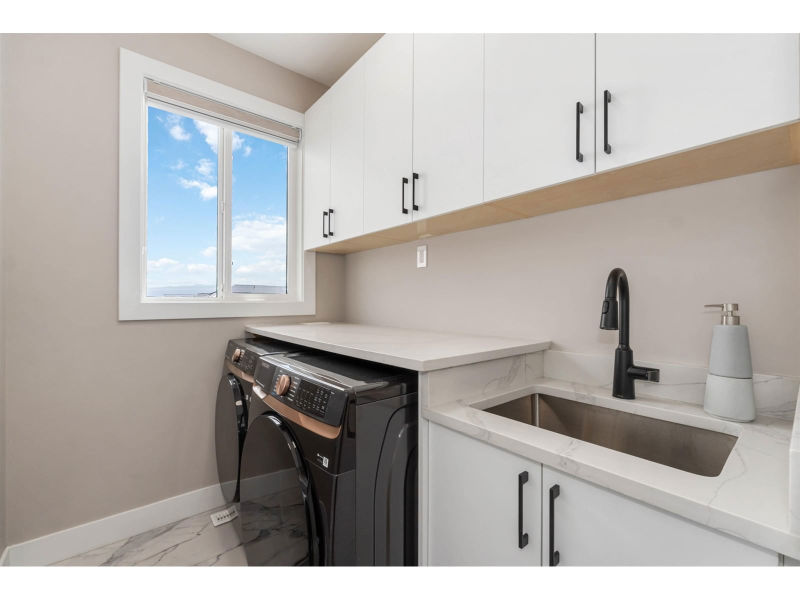 2763 EAGLE SUMMIT Image 35