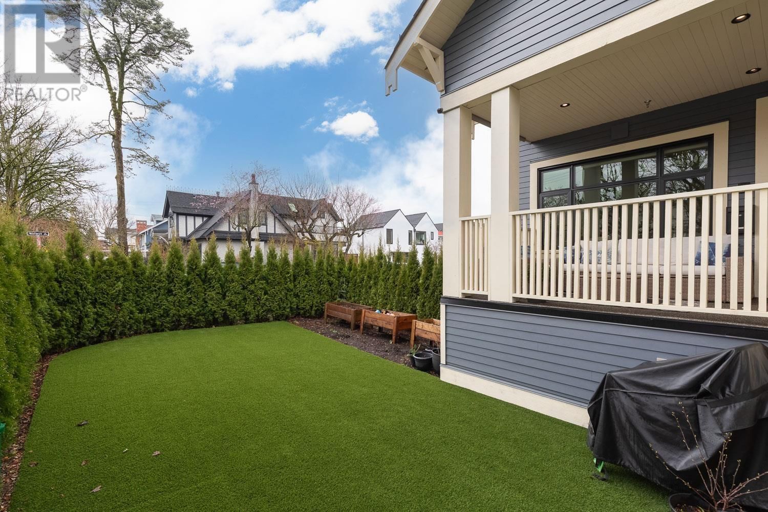 1727 22ND AVENUE Image 2