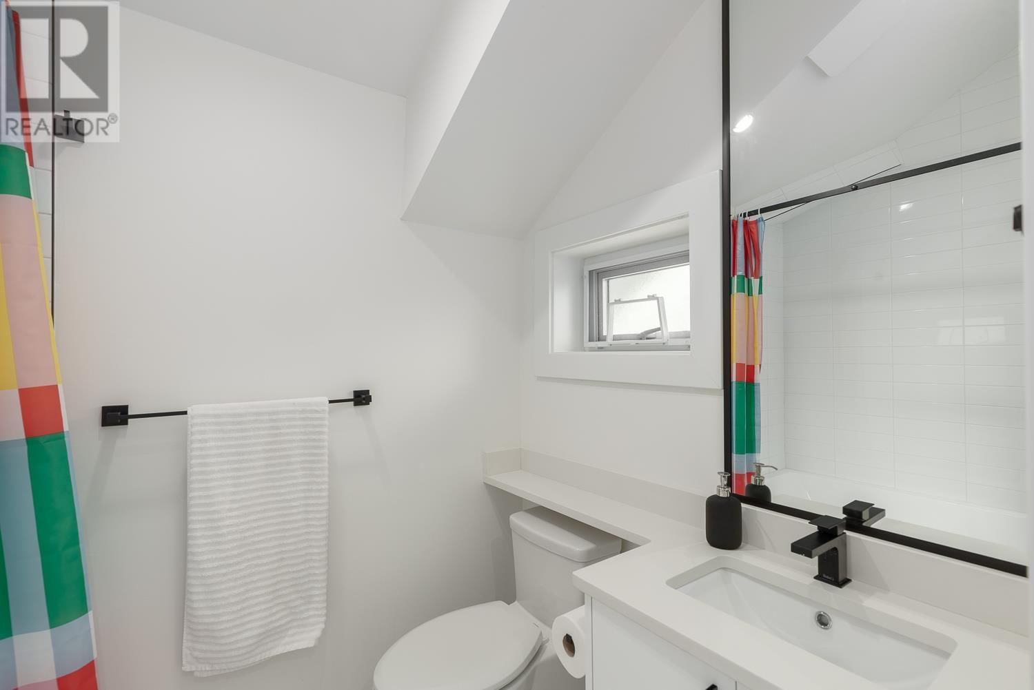 1727 22ND AVENUE Image 22