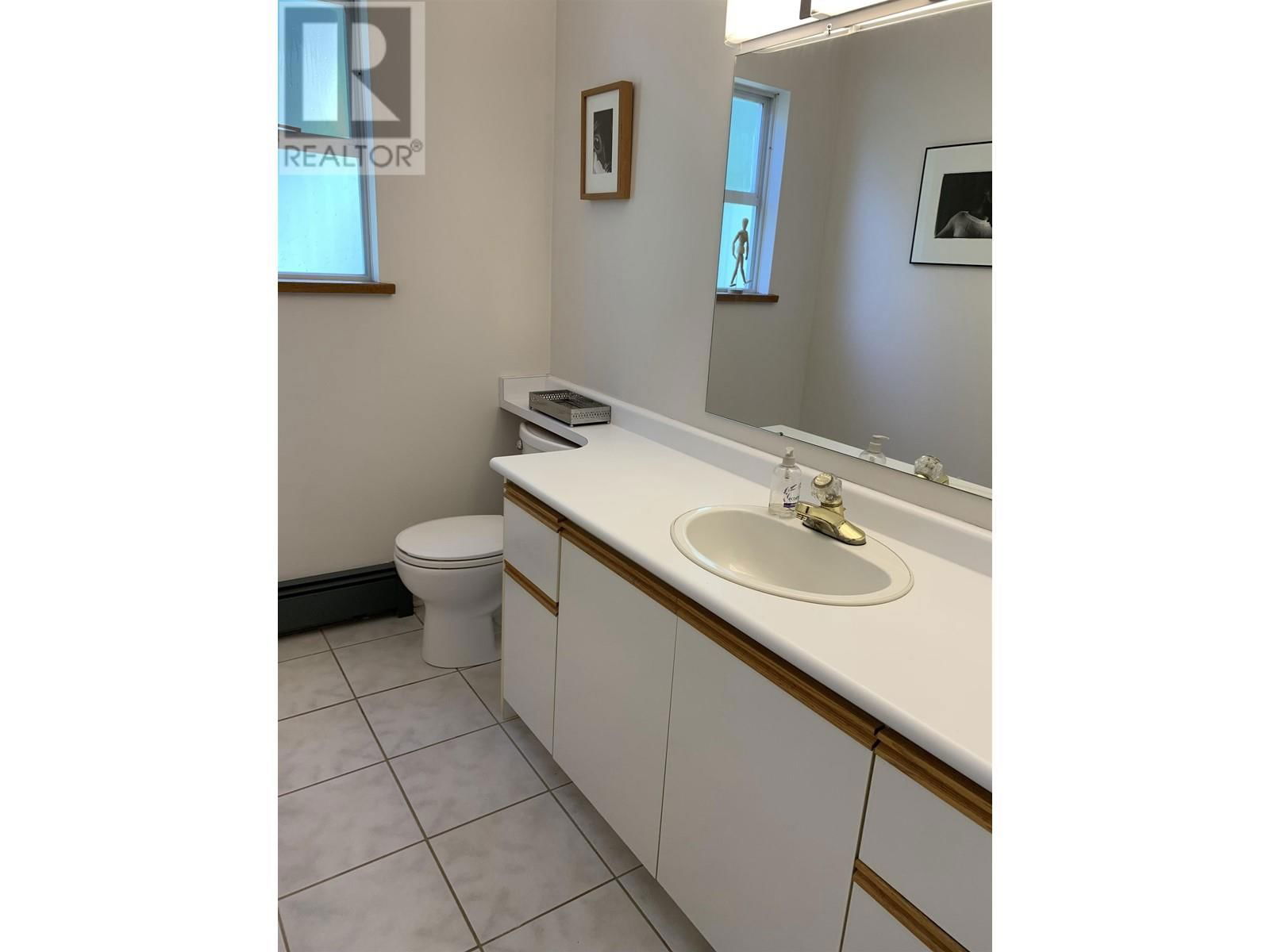 4227 14TH AVENUE Image 21