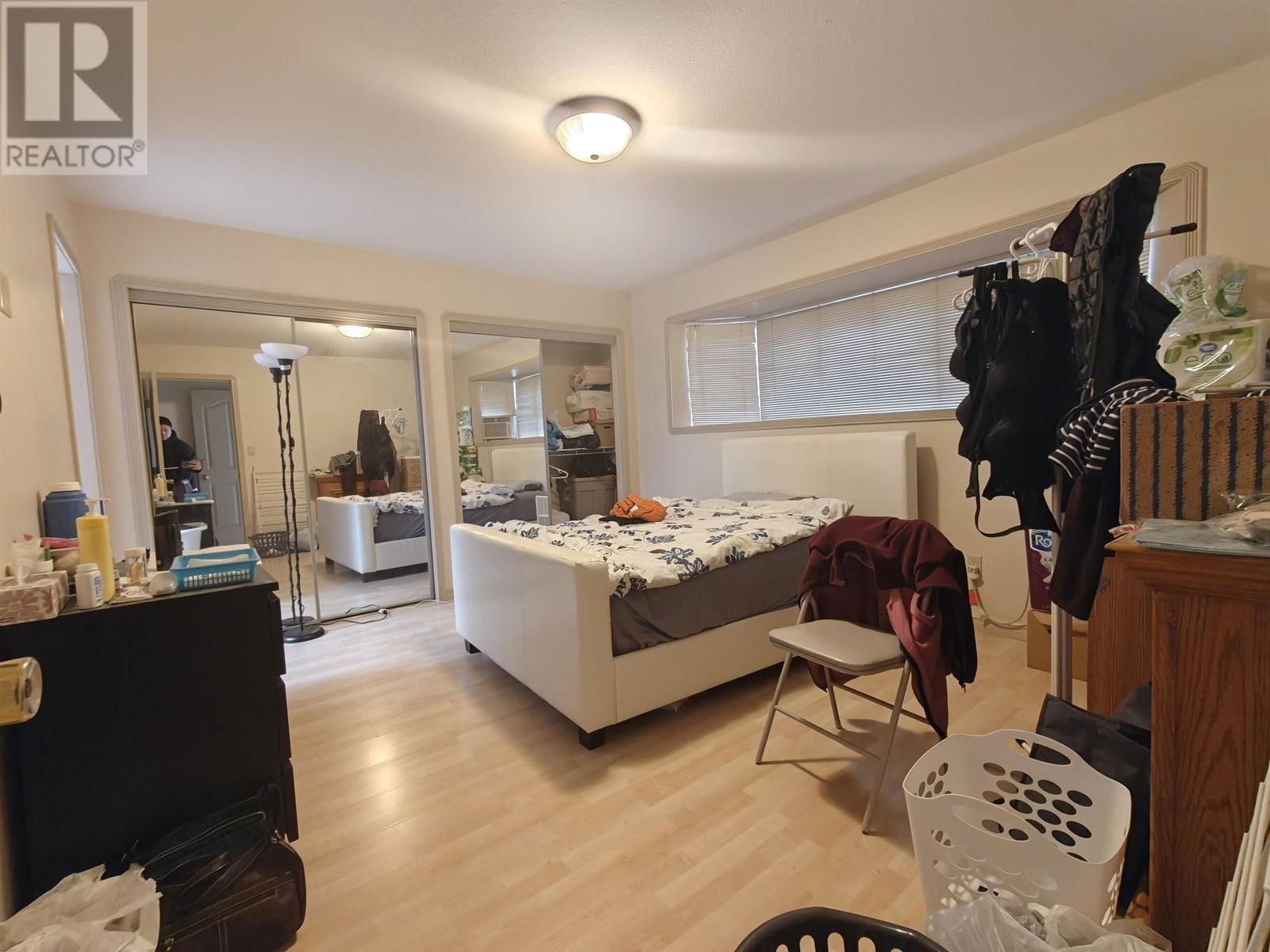 4586 BARKER AVENUE Image 11