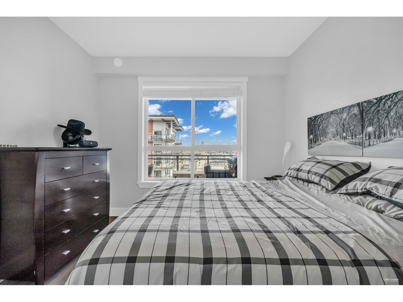 508 - 5485 BRYDON Image 2