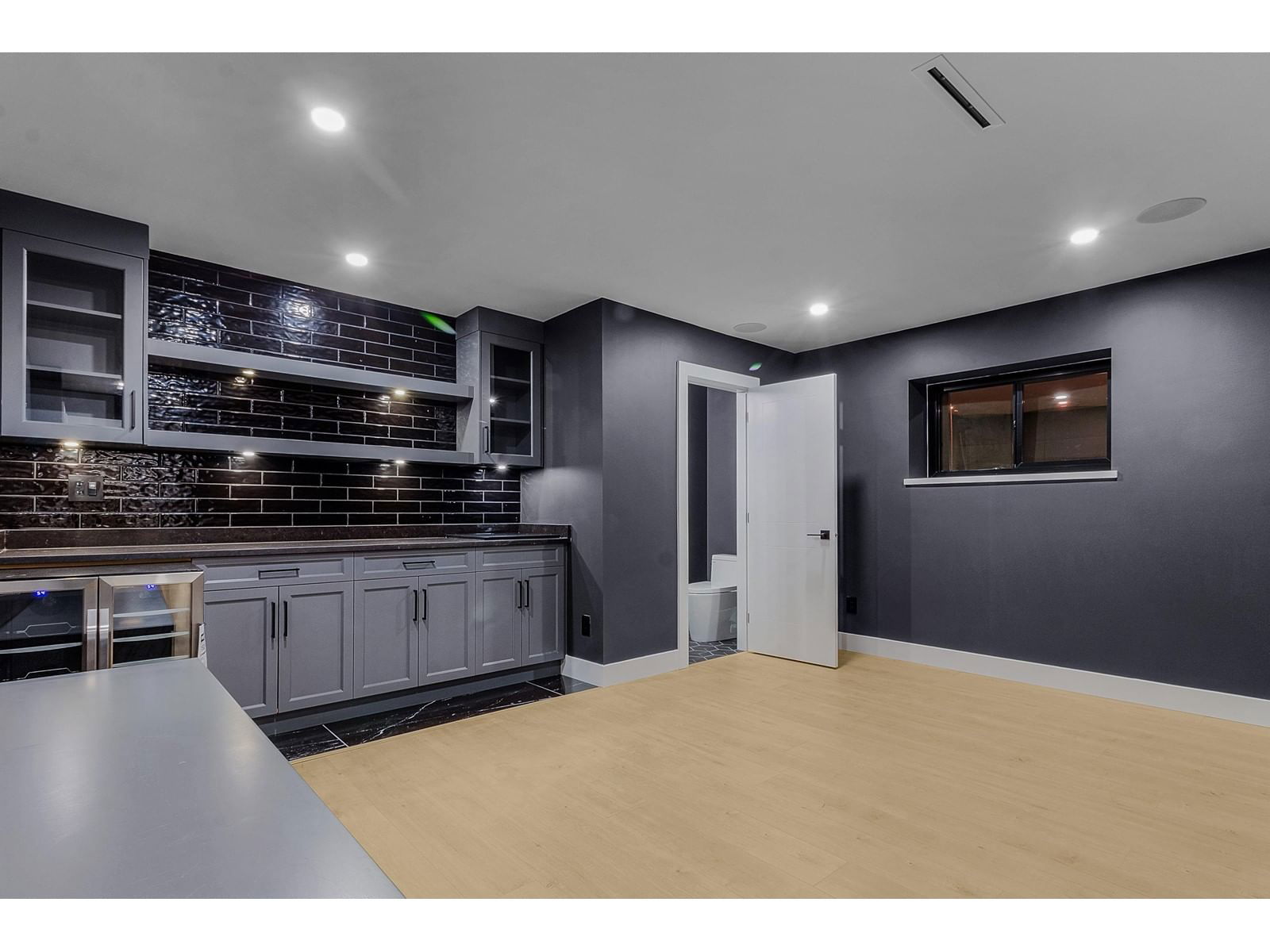 6082 172 Image 16
