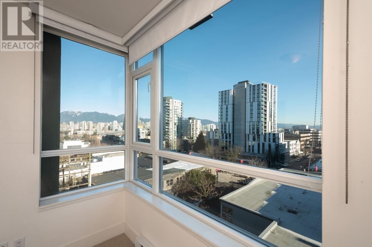 701 - 1530 8TH AVENUE Image 18