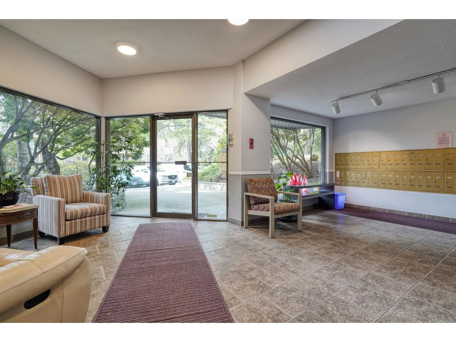 203 - 1740 SOUTHMERE Image 27