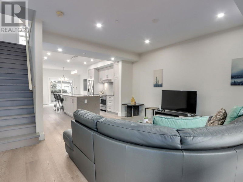 Tertiary Property View
