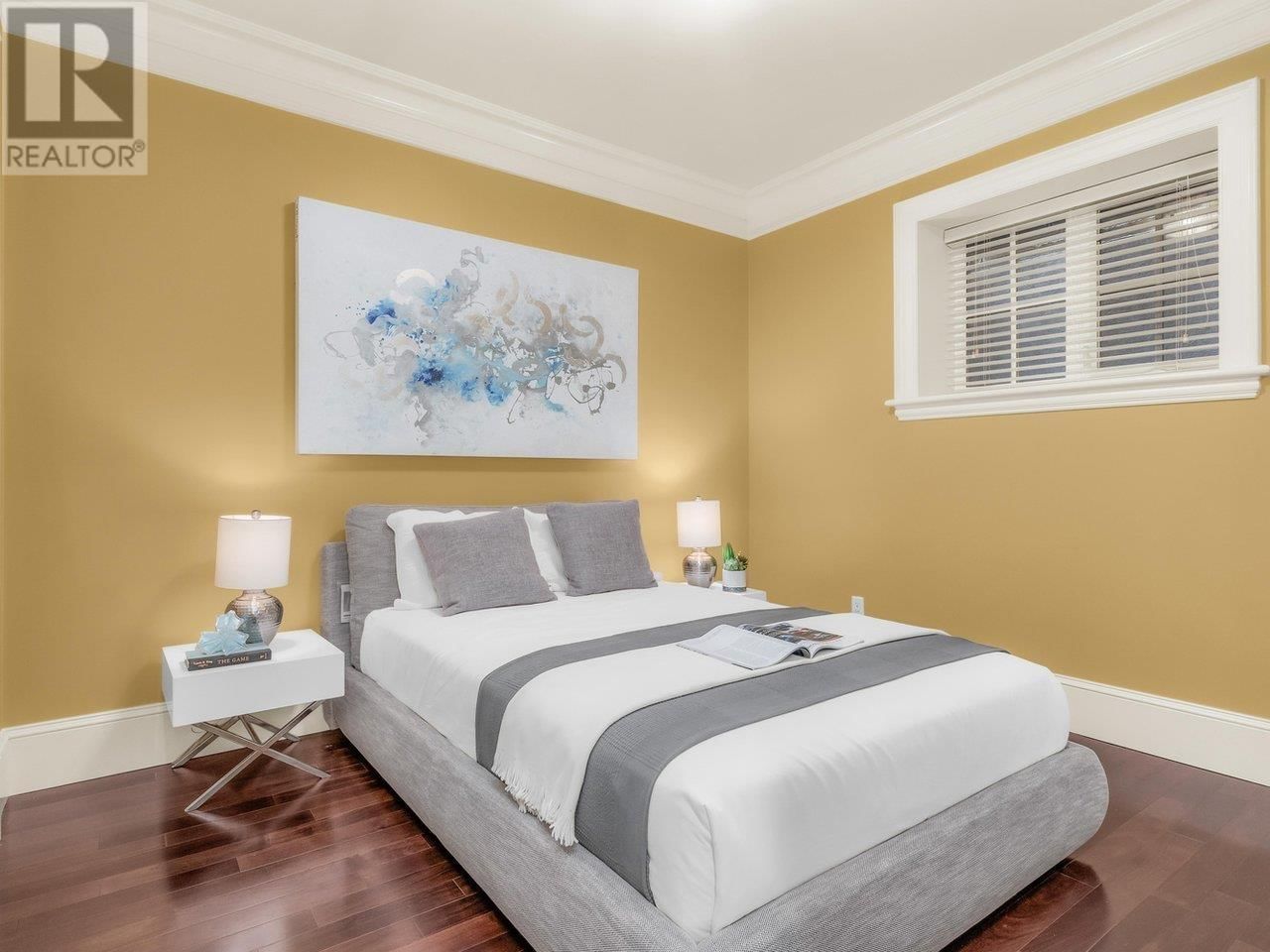 6037 CHURCHILL STREET Image 29