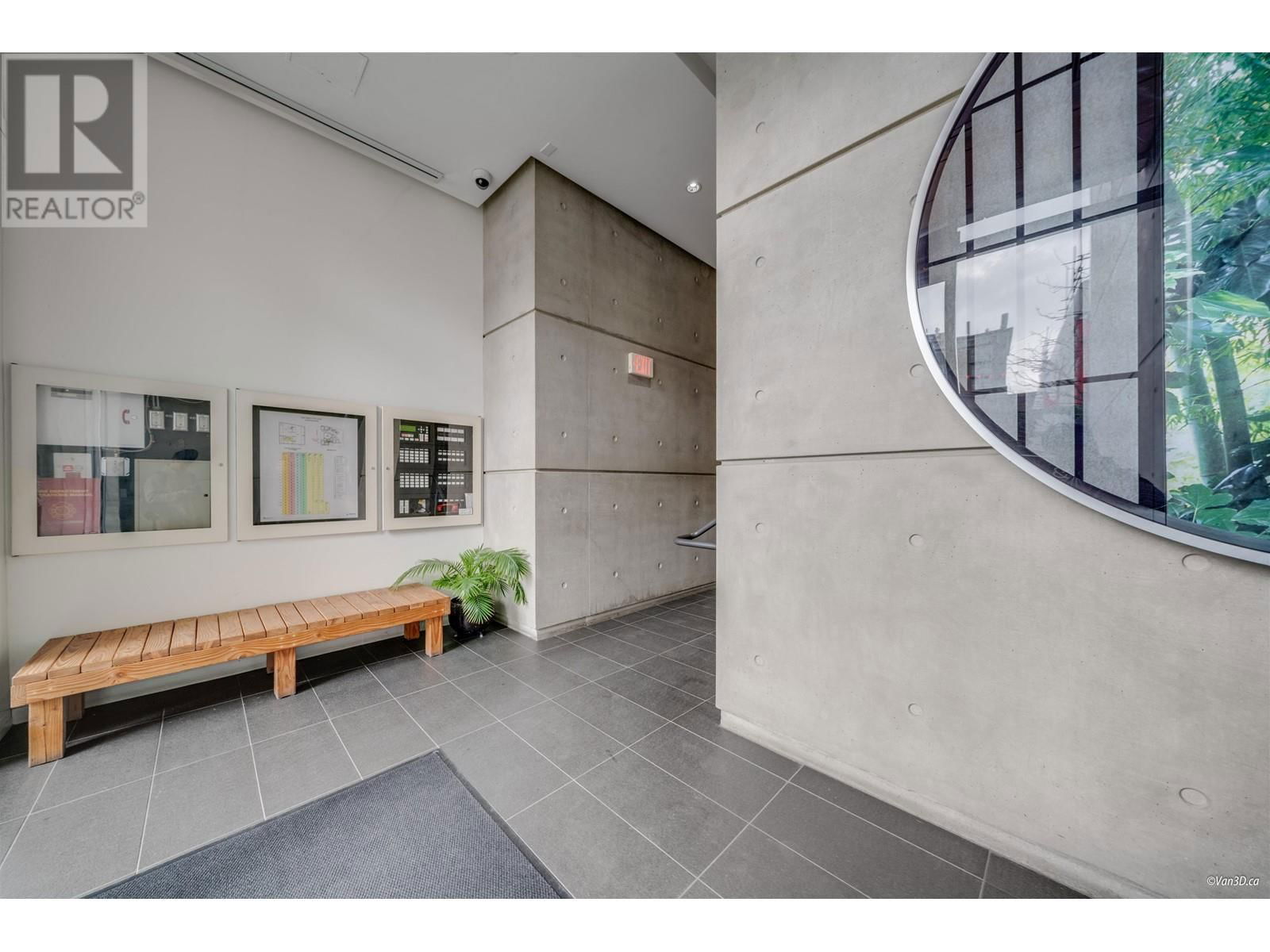 205 - 1565 6TH AVENUE Image 4