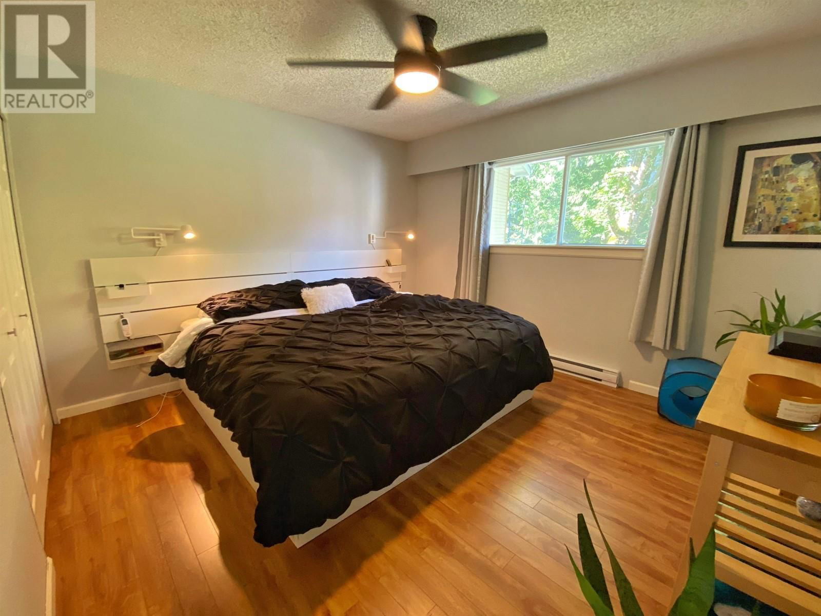 315 ALBERTA PLACE Image 17