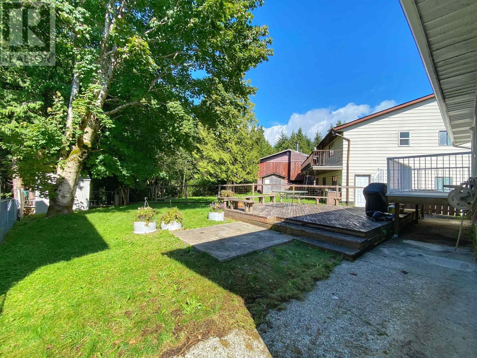 315 ALBERTA PLACE Image 28