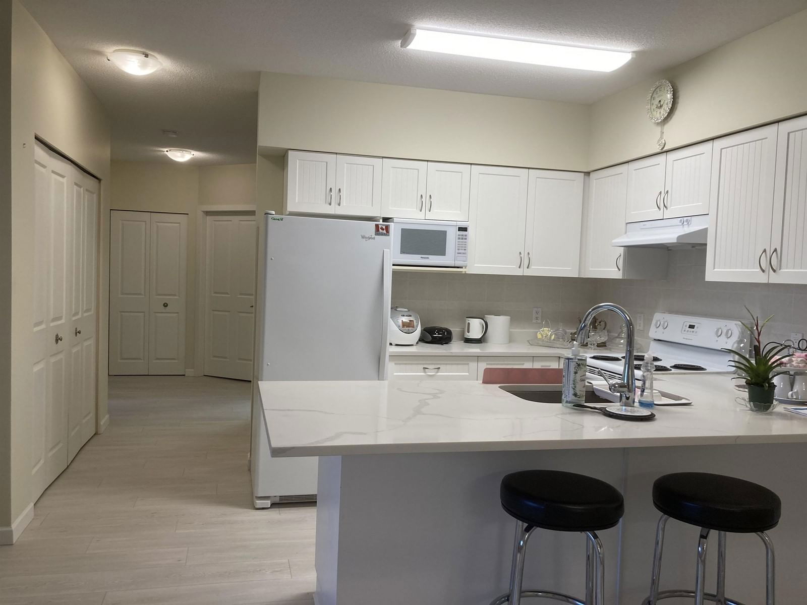 304 - 16068 83 Image 7