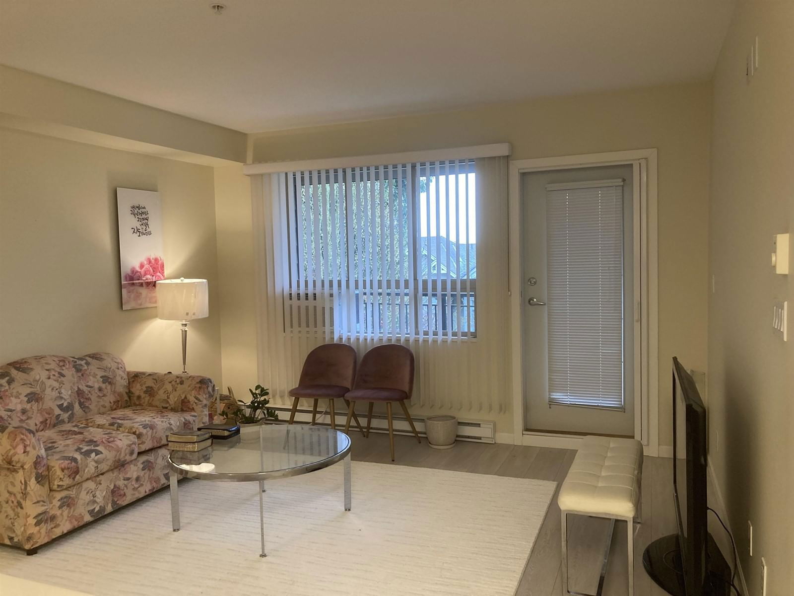 304 - 16068 83 Image 8