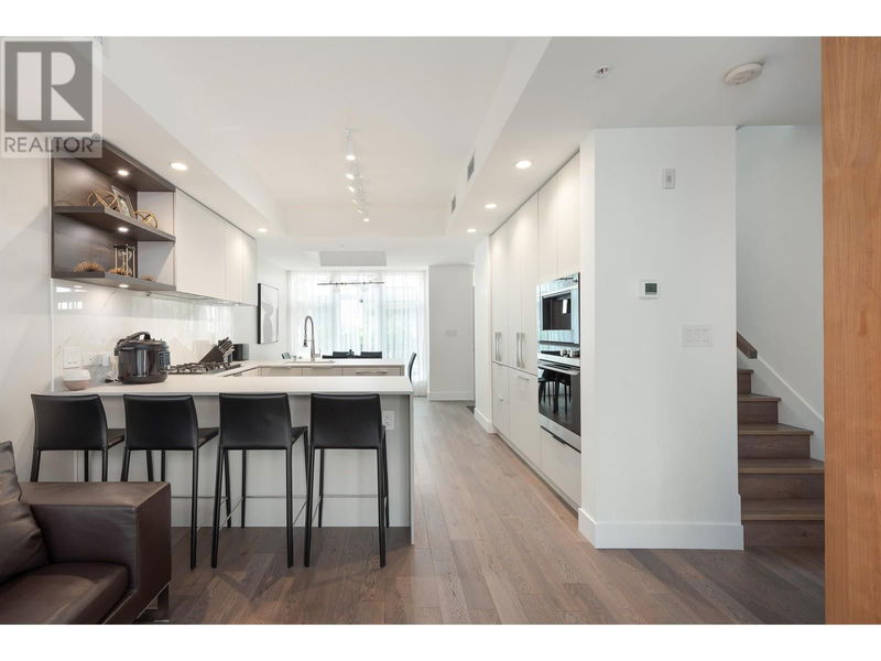 Tertiary Property View