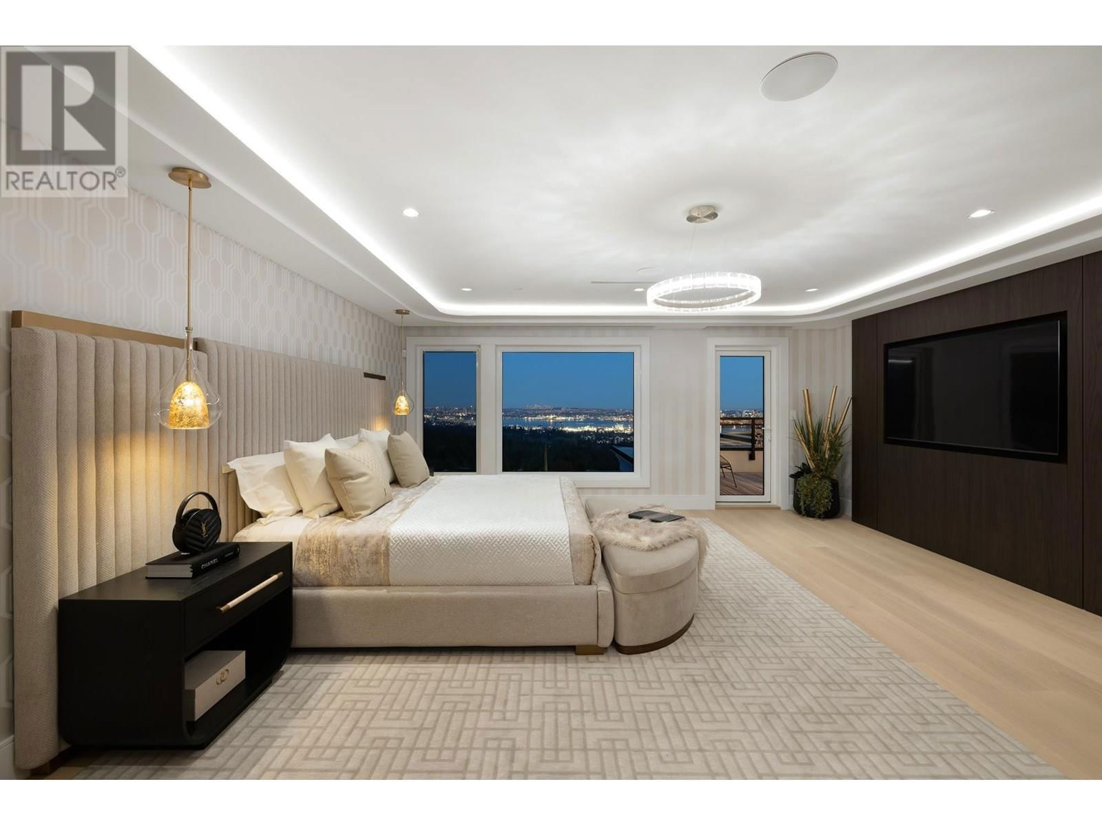 835 FARMLEIGH ROAD Image 21