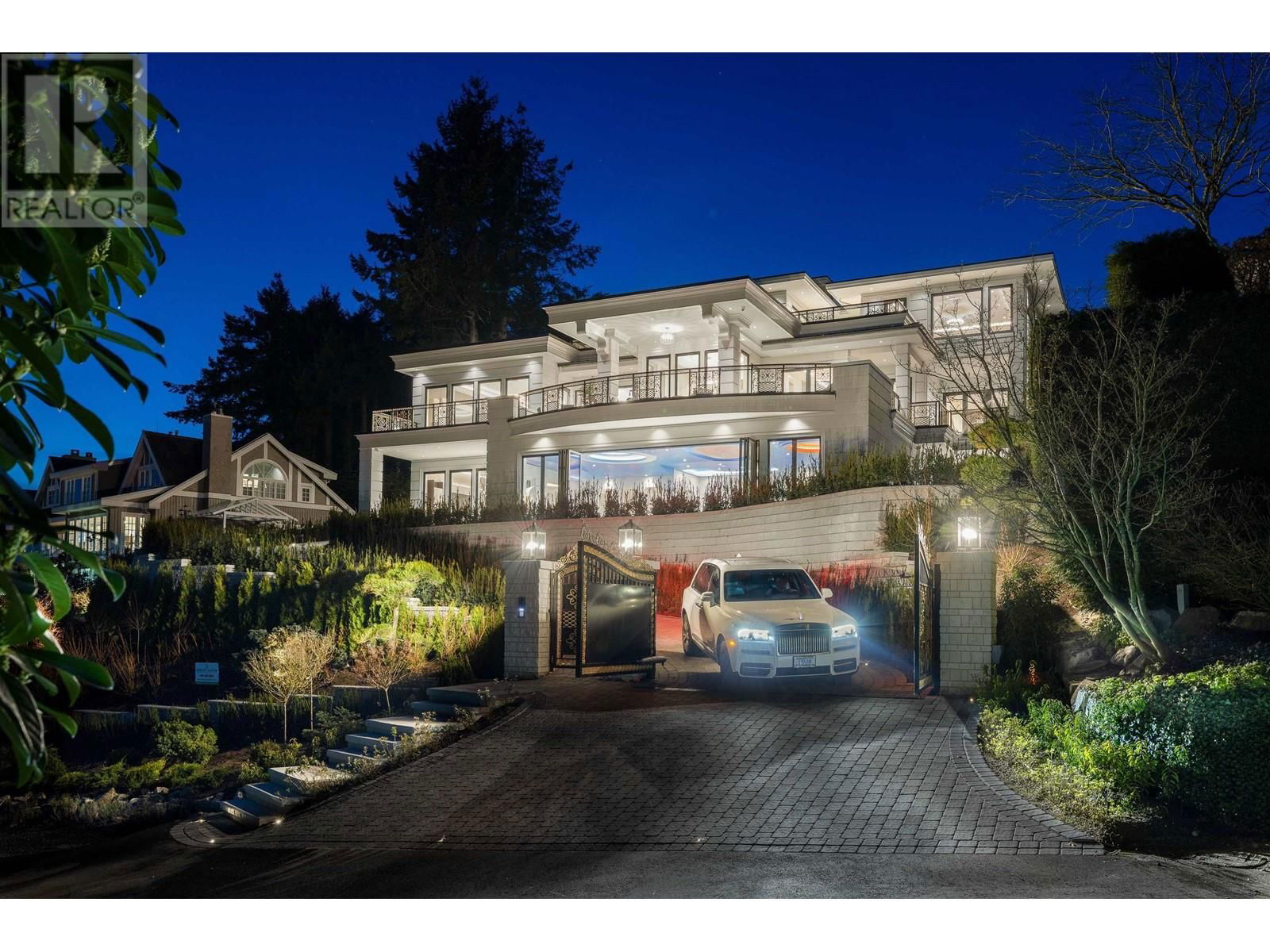 835 FARMLEIGH ROAD Image 33
