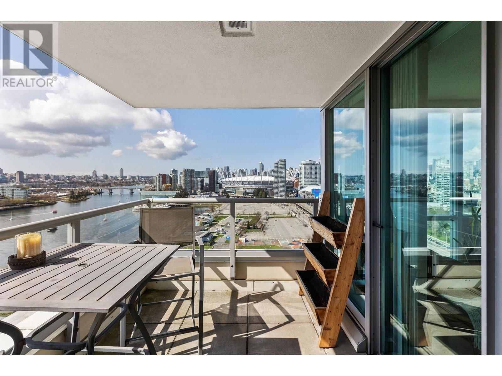 2102 - 125 MILROSS AVENUE Image 24