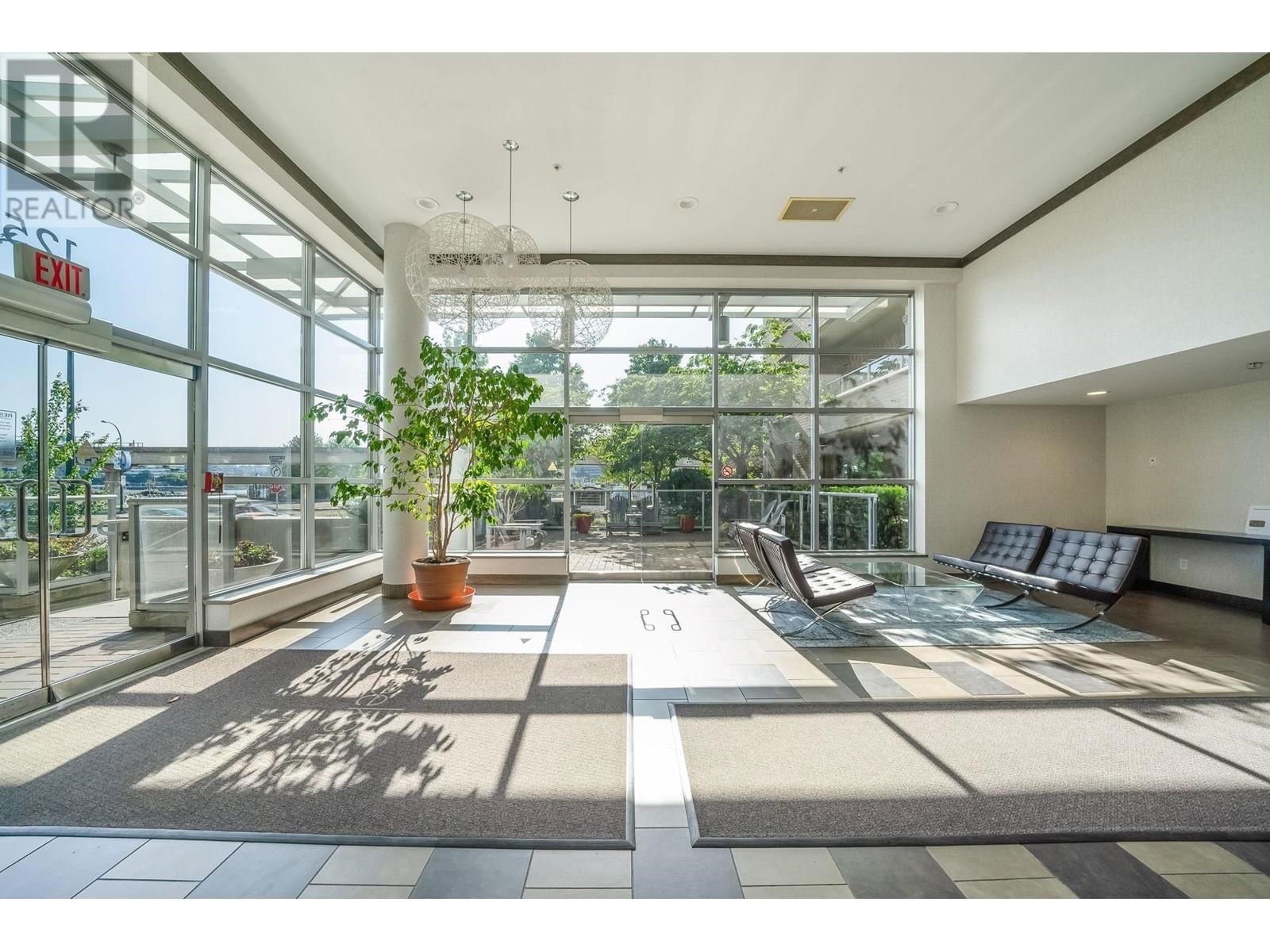 2102 - 125 MILROSS AVENUE Image 33