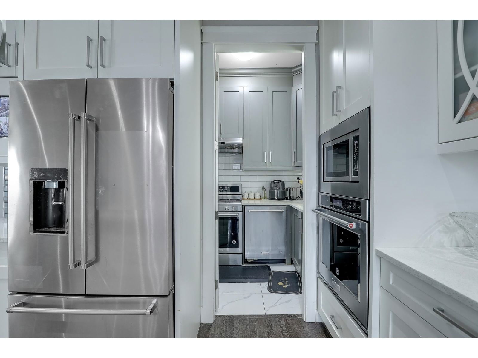 14972 72 Image 9