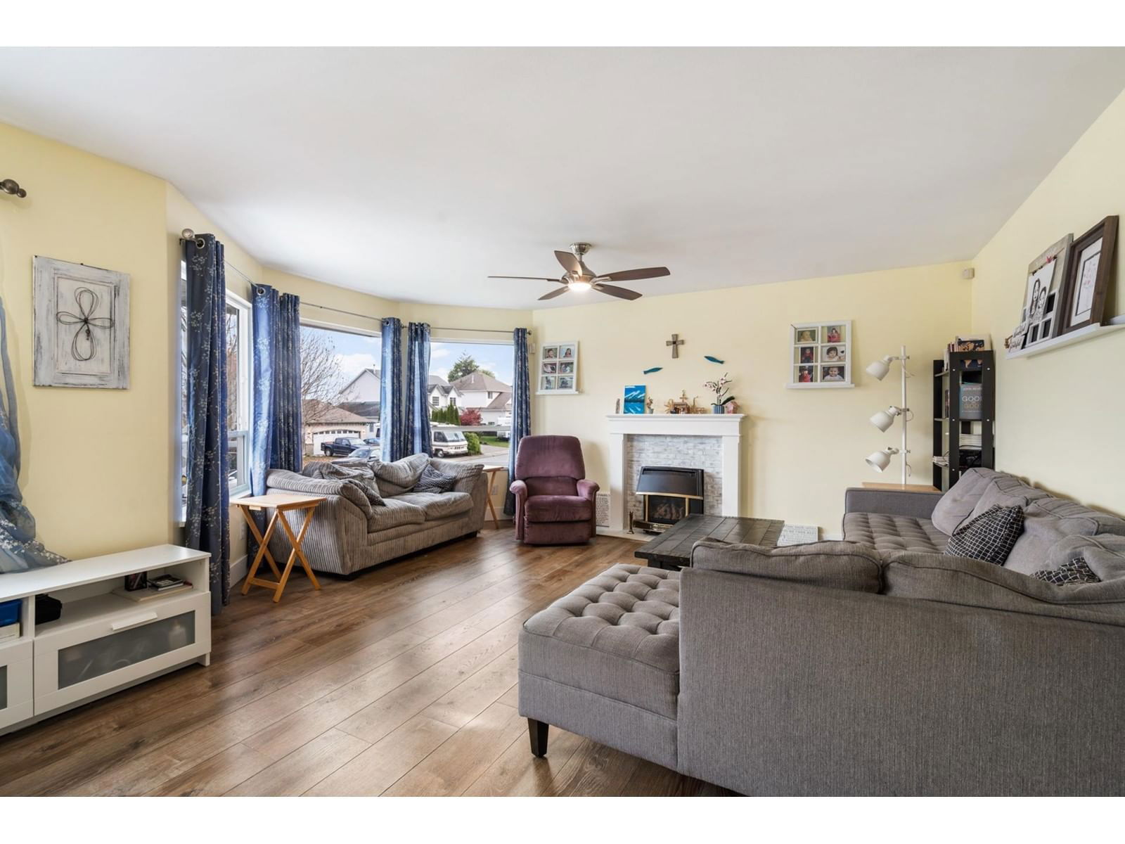 46438 FERGUSON PLACE Image 6