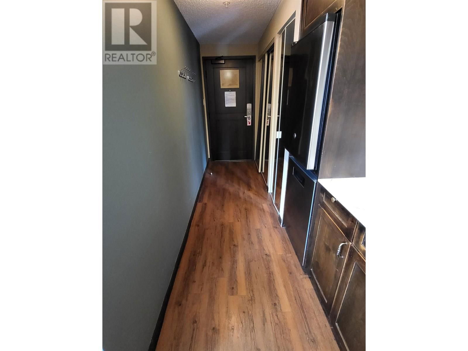 220 - 4220 GATEWAY DRIVE Image 36