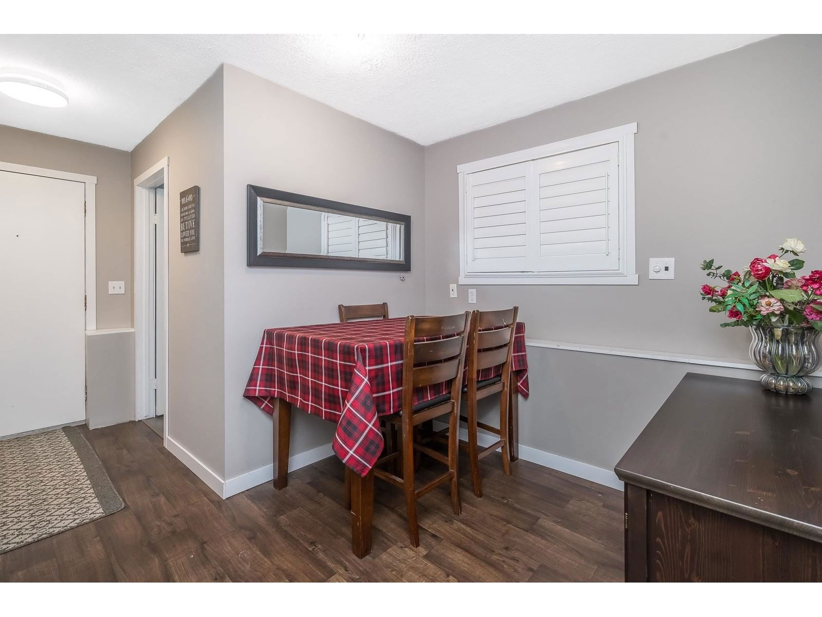 5887 184B STREET Image 28