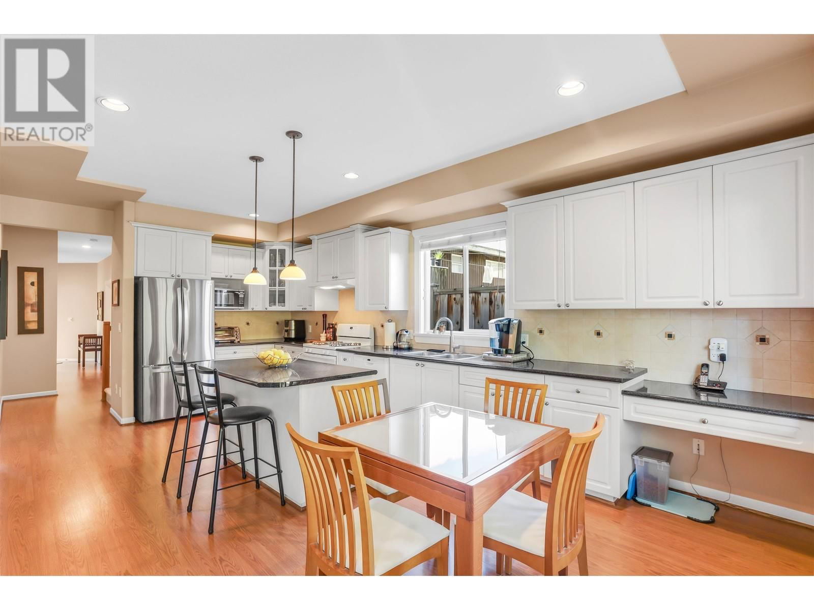 4737 DUNFELL ROAD Image 10