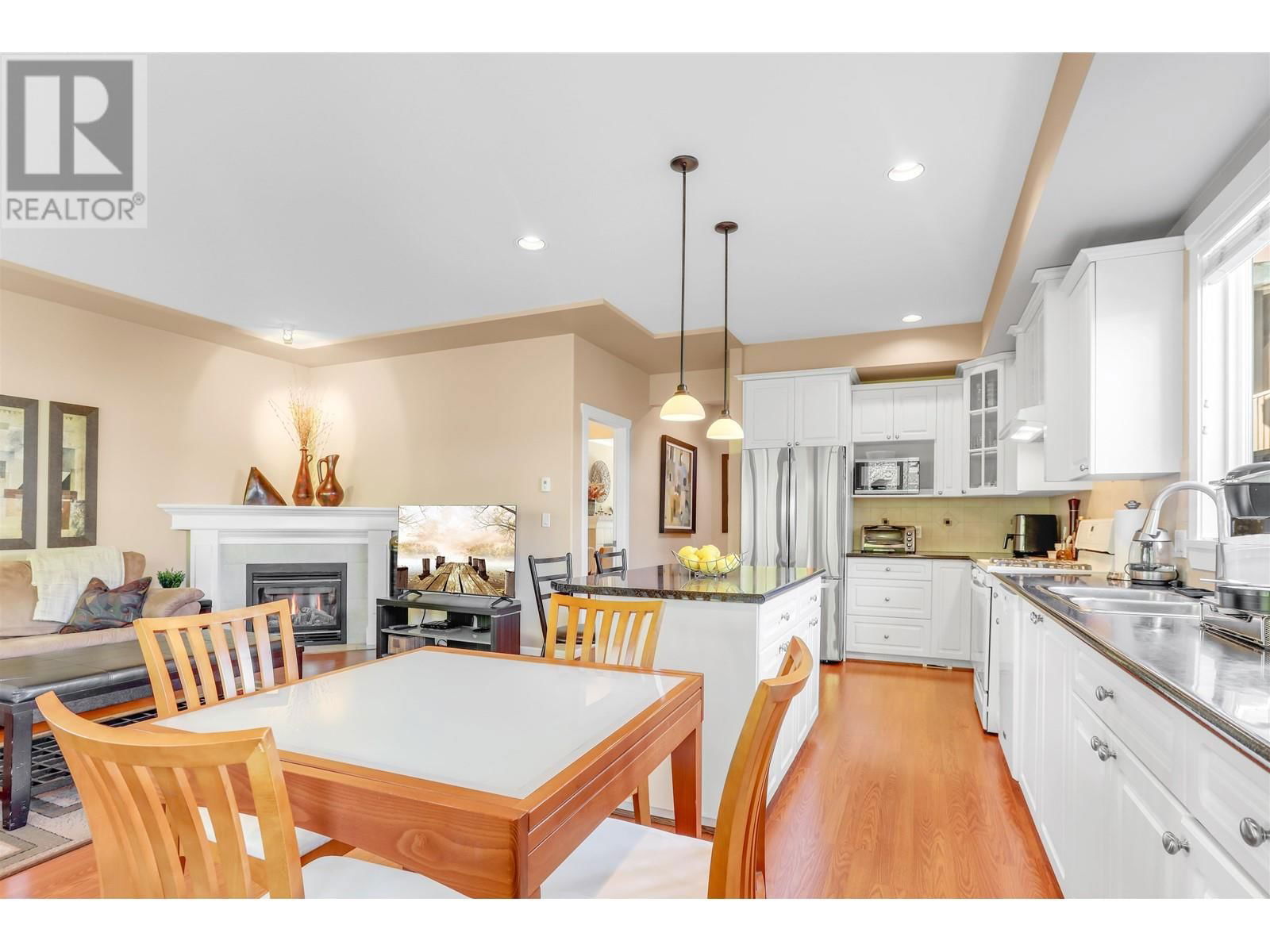 4737 DUNFELL ROAD Image 11