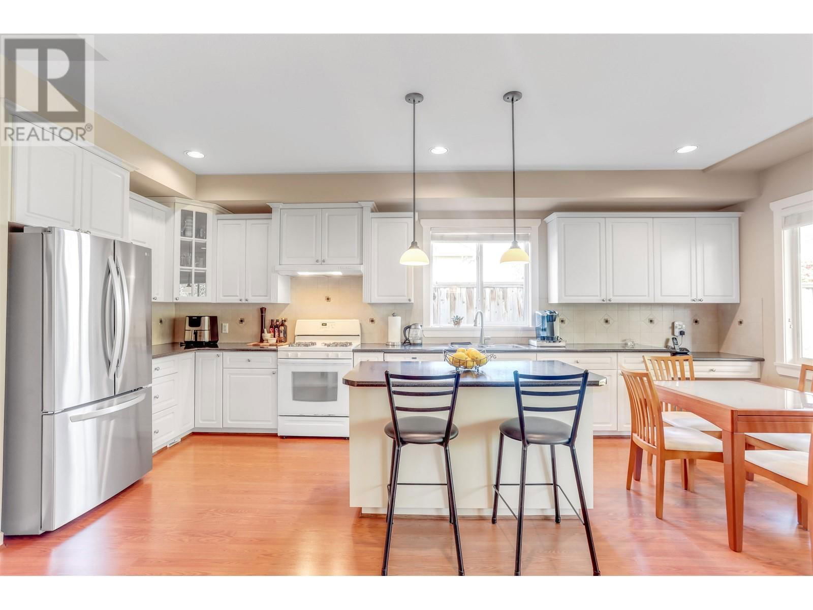 4737 DUNFELL ROAD Image 17