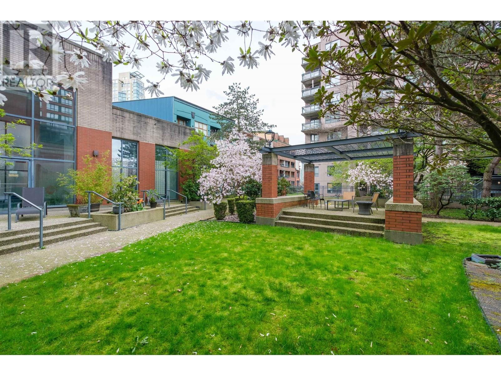 2202 - 289 DRAKE STREET Image 31
