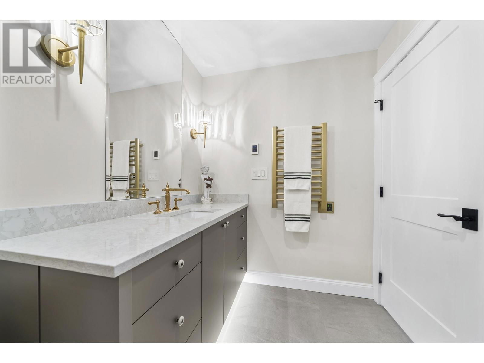 112 - 3600 WINDCREST DRIVE Image 33