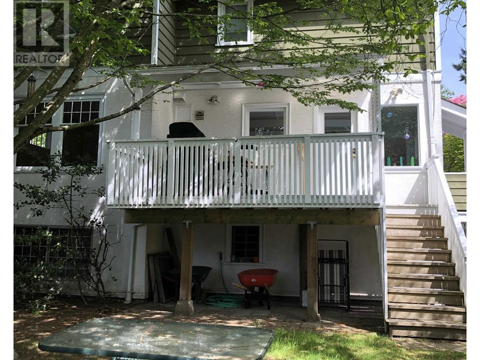 3870 37TH AVENUE Image 16