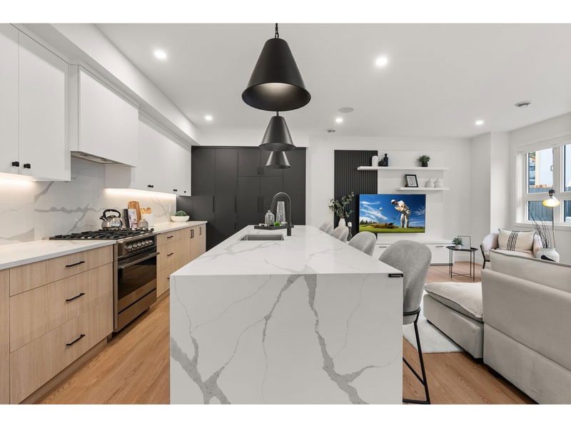 Tertiary Property View
