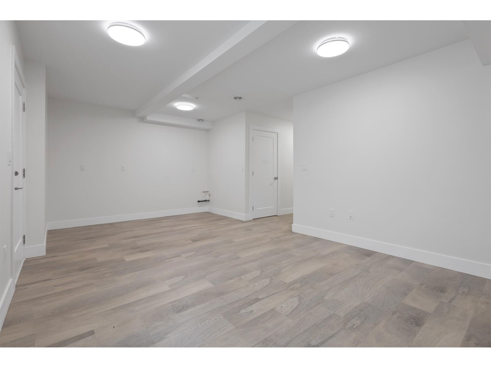 32545 HIGGINBOTTOM Image 37