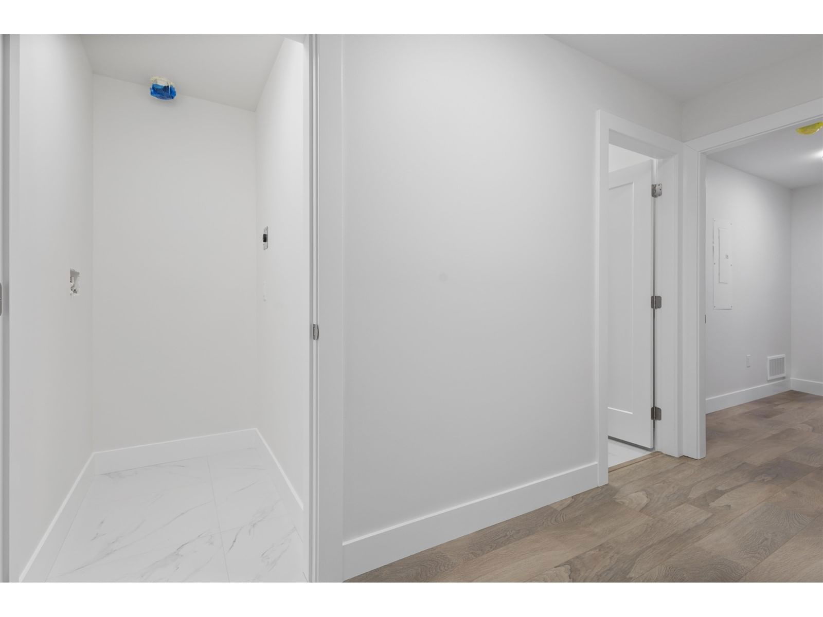 32545 HIGGINBOTTOM Image 38