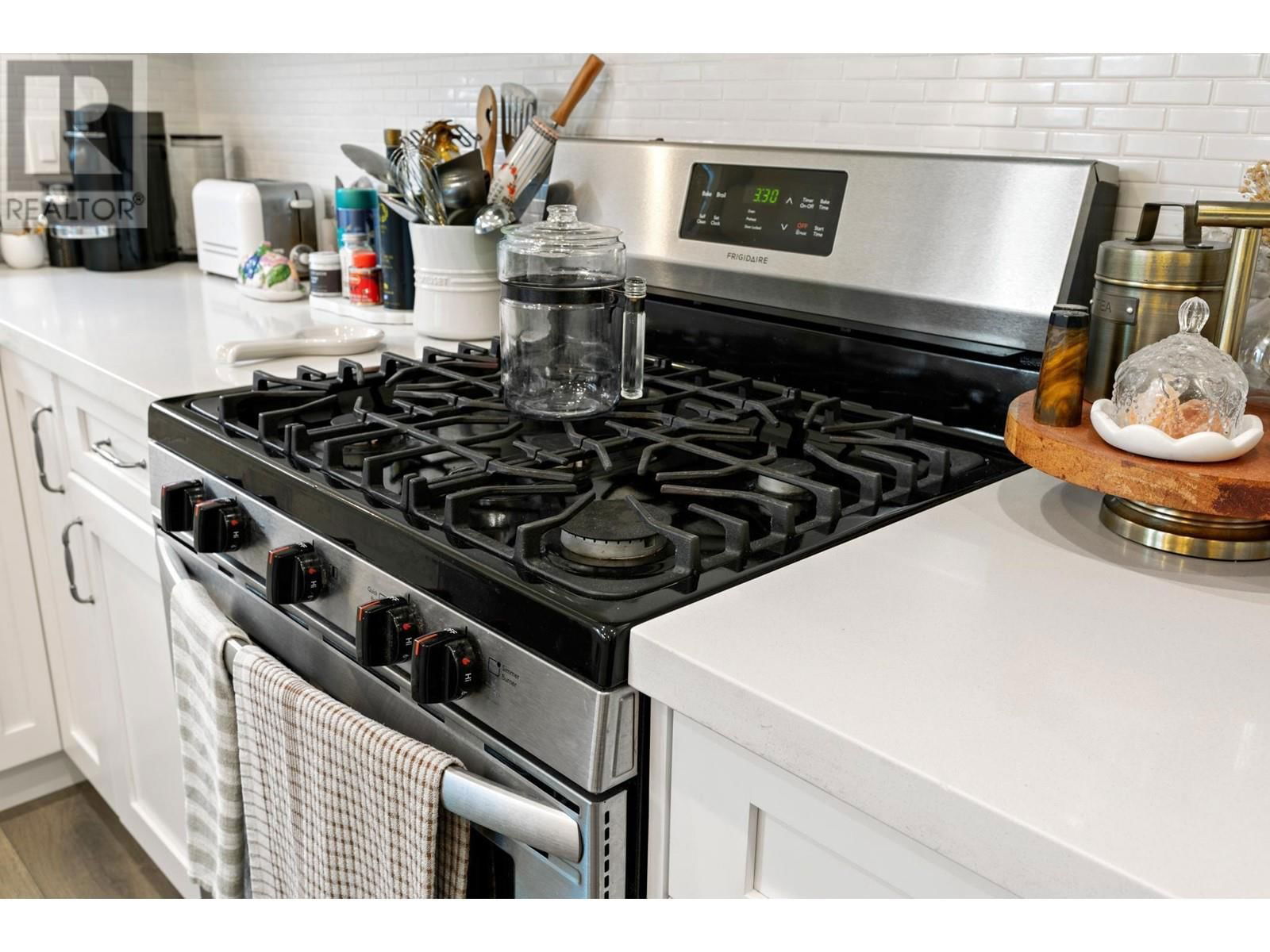 11257 243A STREET Image 15