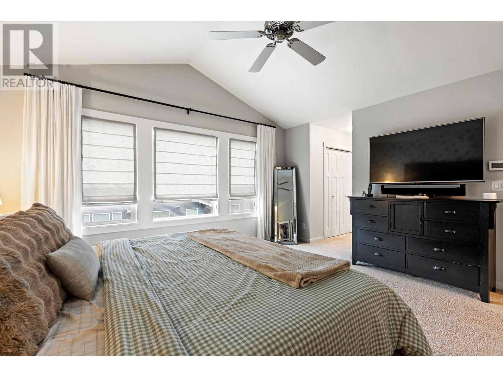 11257 243A STREET Image 21