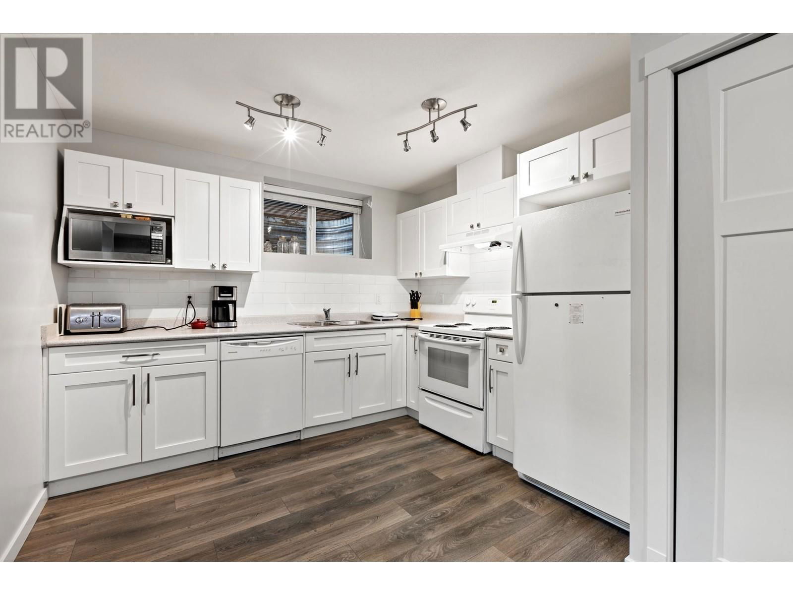 11257 243A STREET Image 27