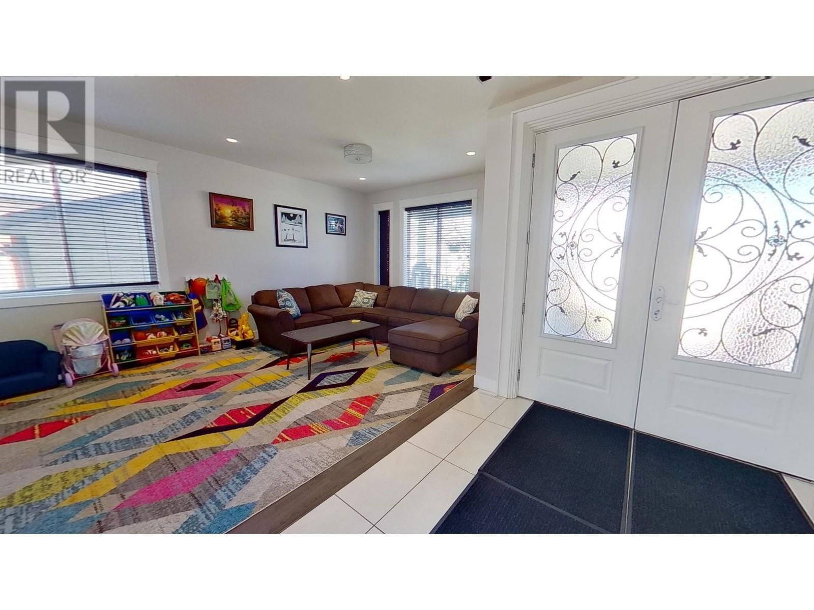 11312 102 STREET Image 6