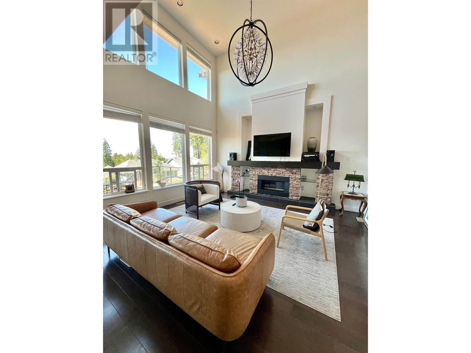 3492 BISHOP PLACE Image 3