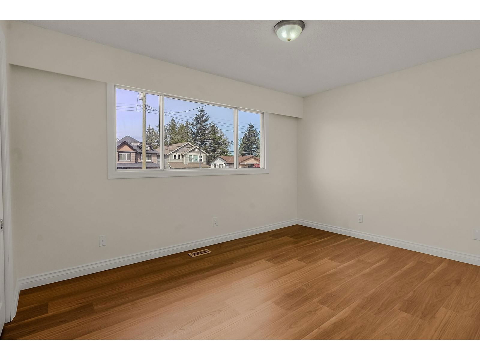 45960 STEVENSON ROAD Image 15