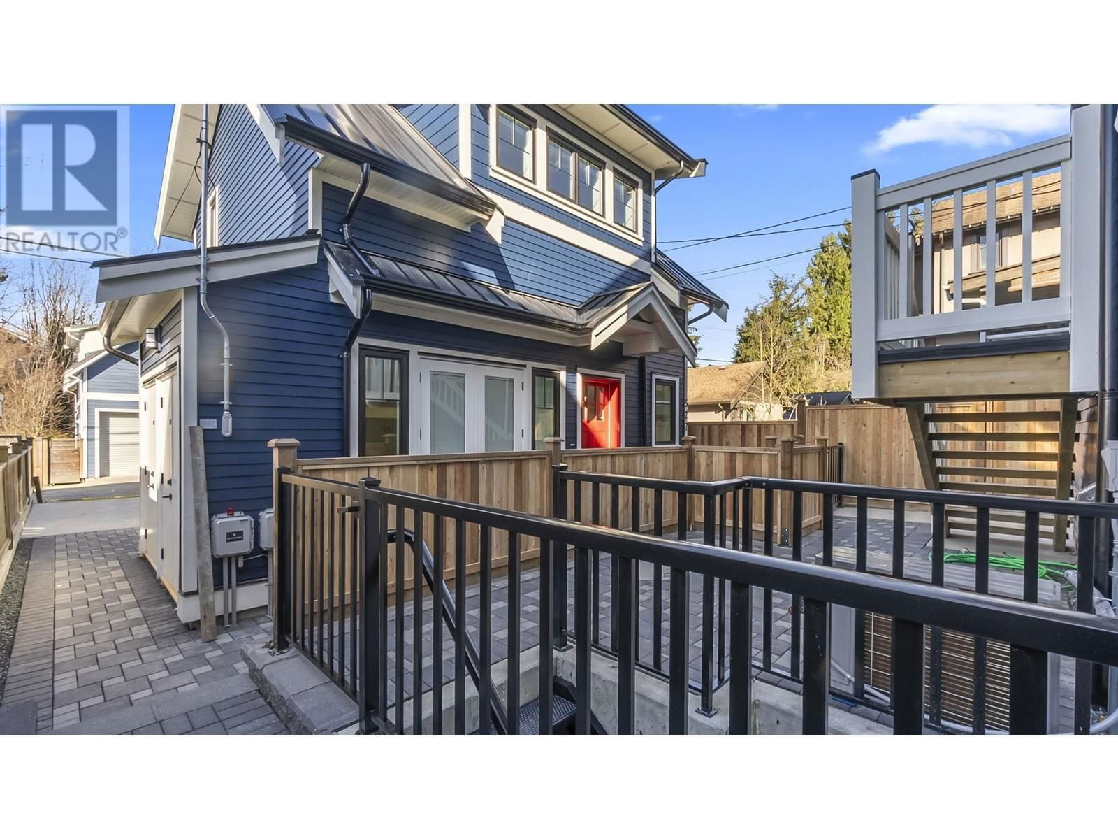 525 11TH AVENUE Image 31