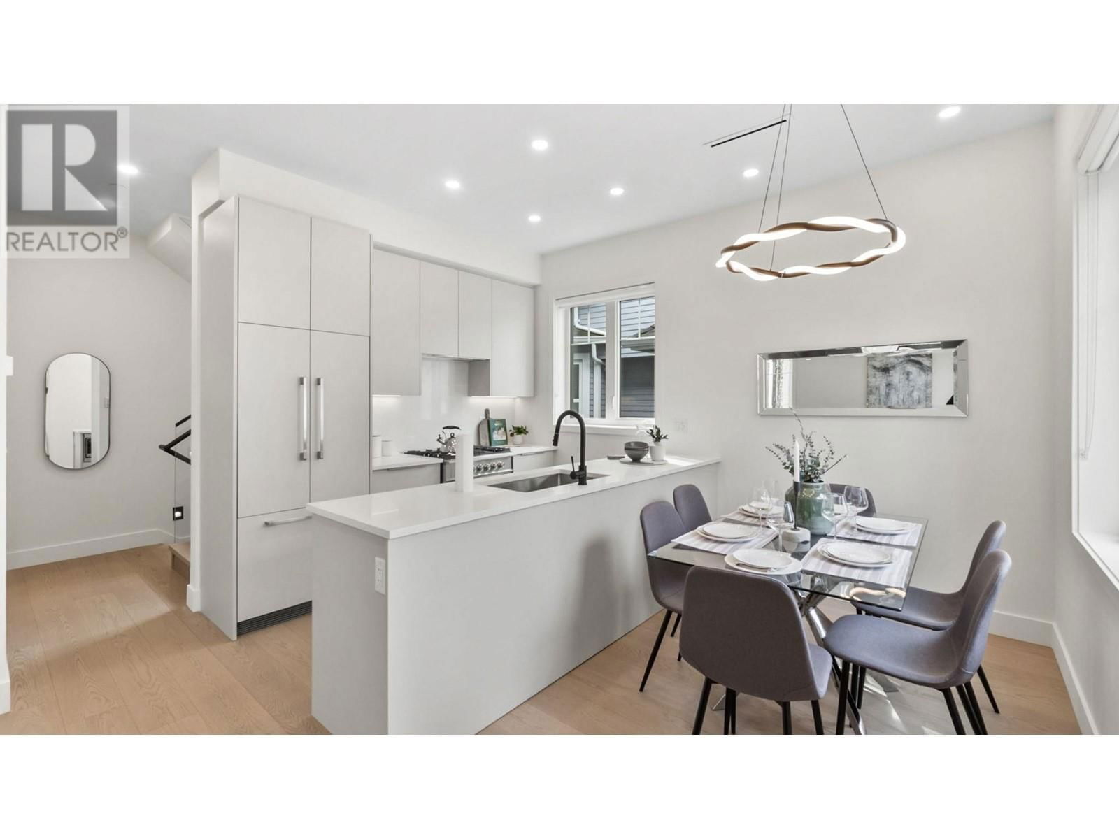 525 11TH AVENUE Image 5