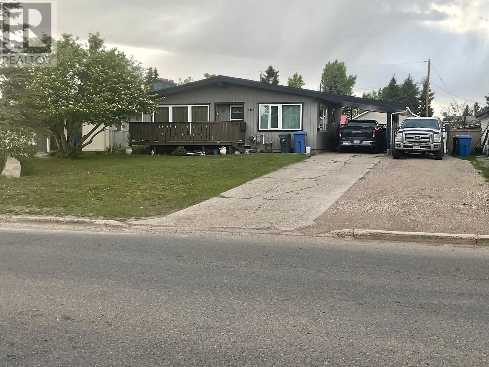 9308 112 AVENUE Image 1