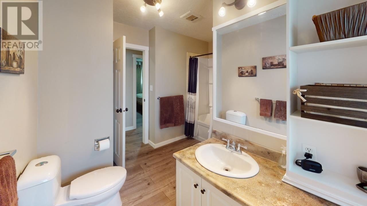 9308 112 AVENUE Image 13